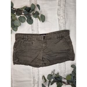 Express Shorts in Army Green